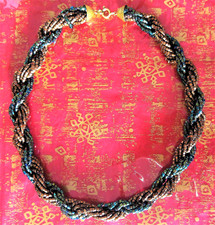 Collier ras du cou 2 cordons torsadés perles marrons vertes scintillantes NEUF