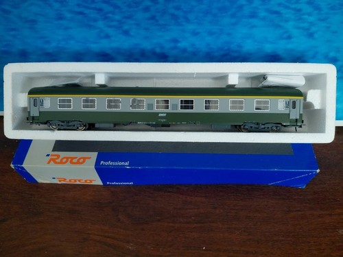 Voiture uic roco boite - ho,