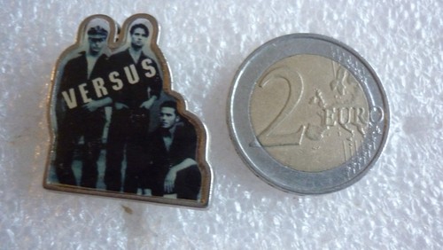 Pins parfum pub - , *