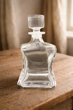 Carafe ancienne en verre