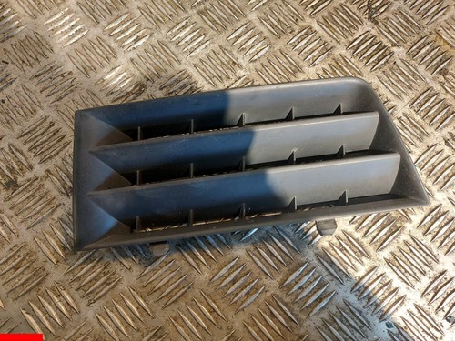 Cache grille pare choc - , avant