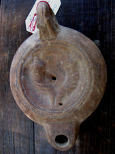 LAMPE A HUILE ROMAINE CORNES D ABONDANCE