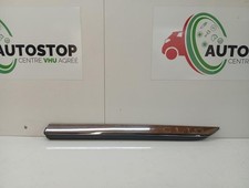 Baguette de porte arriere gauche  RENAULT CLIO 5 PHASE 1 828771246R