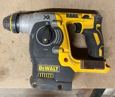 perforateur Dewalt