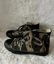 Baskets imprimées militaire kaki, beige, noir pointure 40