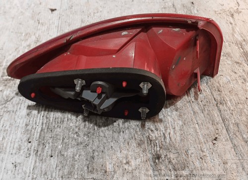 Feu arrière droit alfa romeo - droit,