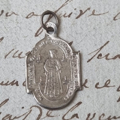 Pendentif médaille de - pendentif,