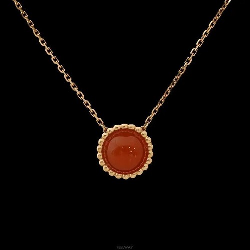 Van cleef arpels pendentif - &,