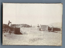 Algérie, A Hadjerat M'Guil, Construction et travaux. Le four à briques  Vin