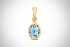 Pendentif solitaire ovale