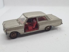Dinky Toys OPEL REKORD Ref 542