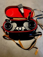 Pair Of Russian Vintage Binoculars                Paire de Jumelles Russe 8X30