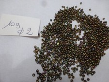 lot de 10 g perle ancienne en verre  broderie passementerie multicolore 2mm