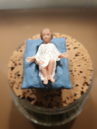 Enfant jésus creche - jésus,