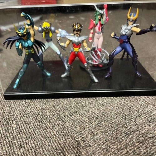 Saint seiya figure set - saint,