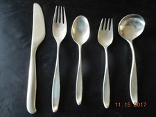 5-piece place settings -