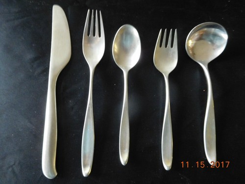Piece place settings - 5-piece,