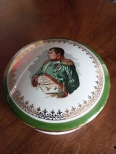 Ancienne jolie bonbonnière porcelaine d'Art P.P. Limoges Napoléon Bonaparte  C23