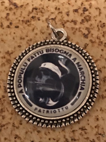 Pendentif médaillon métal - mÉdaillon,