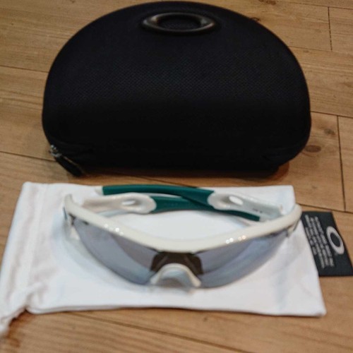 Lunettes soleil oakley - de,