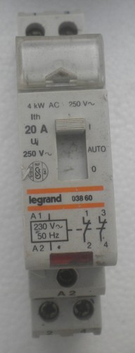 Contacteur 20a legrand 03860 - 20a,