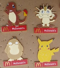 BIG SERIE DE 4 PINS PIN'S PIN POKEMON Mc DONALD'S, CARTOUCHE ROUGE, 7cm