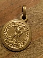 Médaille Religieuse Ancienne