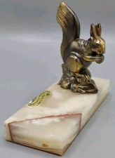🍀Statue d'écureuil en
