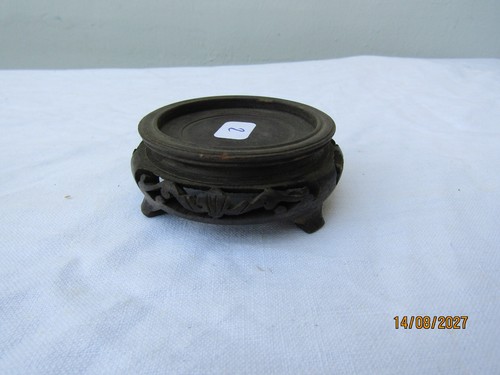 Ancien socle en bois - 2..,