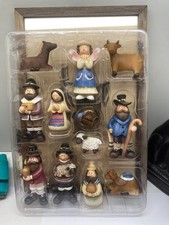 MADREGAL 12 SANTONS CRECHE NOEL SAPIN MODERNE