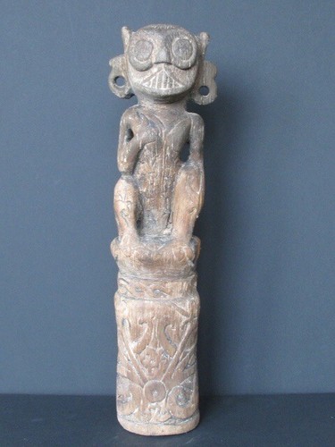 Vieille statuette dayak - statuette,