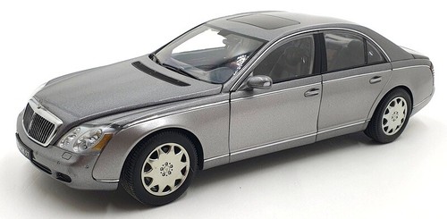 Autoart scale diecast - 1/18,