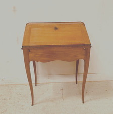 bureau de dame en merisier