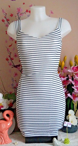 Vêtement occasion femme - ,