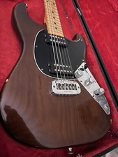 Musicman sabre 2