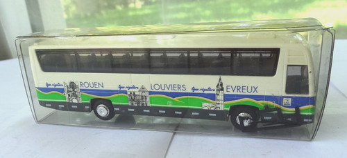 Ech praline bus renault - ho,
