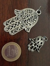 2 pendentifs  main de fatma
