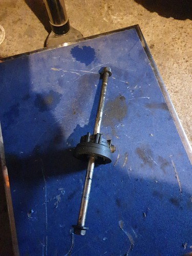 Axe roue avant avec - axe,