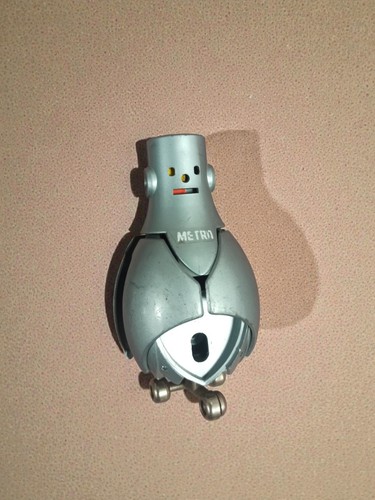Robot jouet vintage metro - jouet,