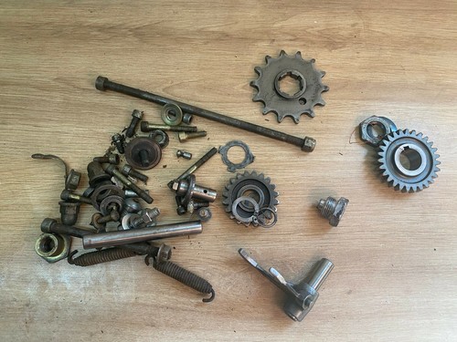 Piece moteur diverse - moteur, pignon
