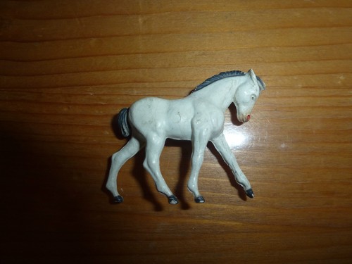 Petite figurine petit - figurine,, cheval