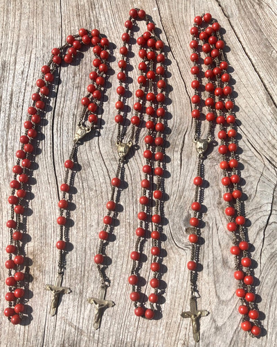 Trois chapelets perles couleur - perles,