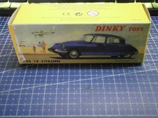 DINKY TOYS boite vide citroen id 19 no 530  reproduction