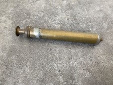 Ancienne Seringue Métal