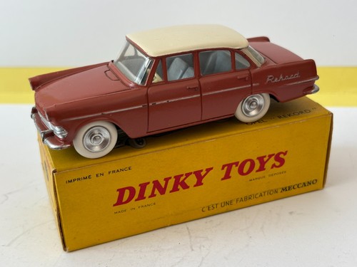 Dinky toys 554 - opel, rekord