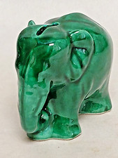 Saint Clément ? Tirelire à casser Forme éléphant Art Déco Céramique verte