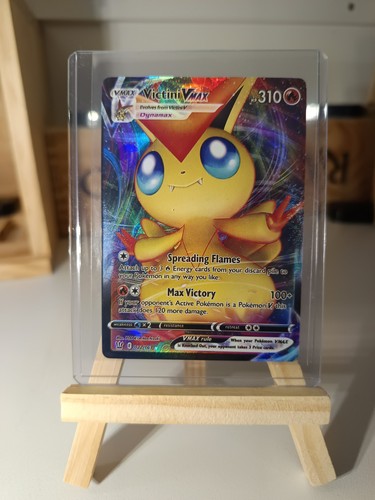 Carte pokémon victini vmax - pokémon,