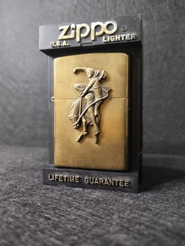 Briquet zippo cowboy - briquet, zippo.