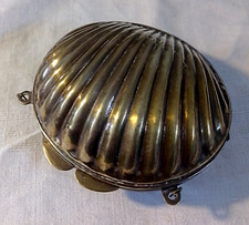 MIGNONNE MINAUDIERE EN LAITON EN FORME DE COQUILLAGE VINTAGE