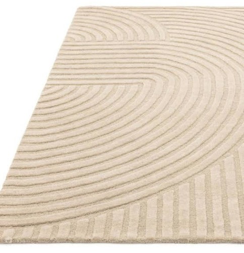 Tapis minimaliste beige haute